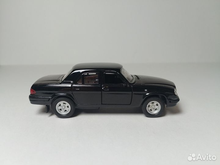 Газ 31105 Волга 1:36