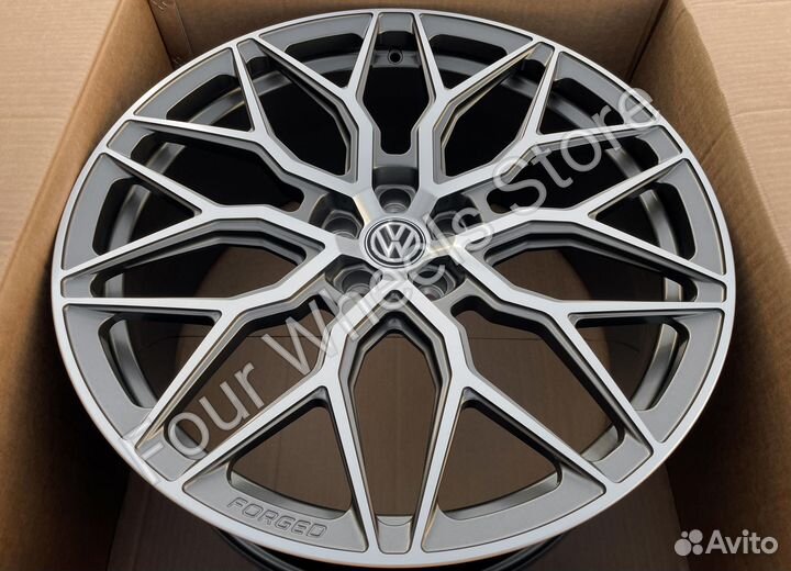 Кованые Диски на Фольксваген Туарег с 2018 г. R21 наличие