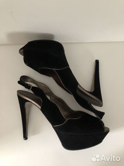 Замшевые босоножки Sergio Rossi