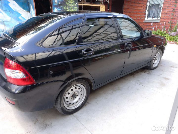 LADA Priora 1.6 МТ, 2011, 140 000 км