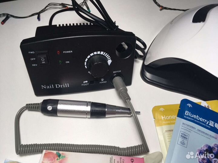 Набор для маникюра подарочный