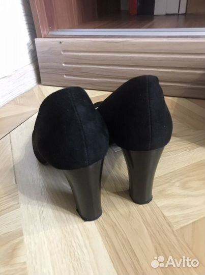 Туфли женские 39 размер