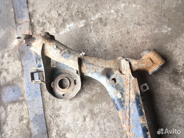 Задняя балка Гольф 4 Боро