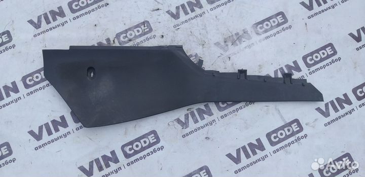 Накладка напольной консоли левая Volkswagen Golf 5