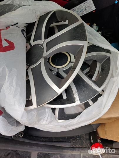 Диски r 15 штампованные 4*100 + колпаки