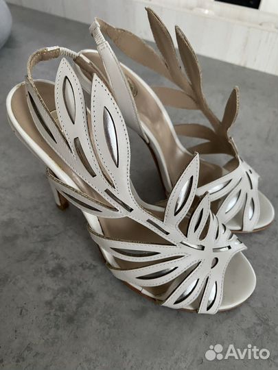 Босоножки женские 36 размер