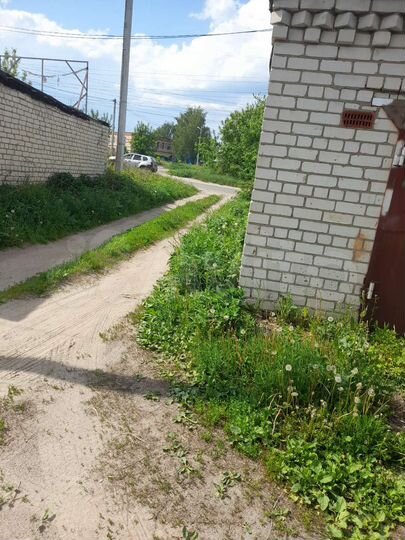 Гараж, > 30 м²