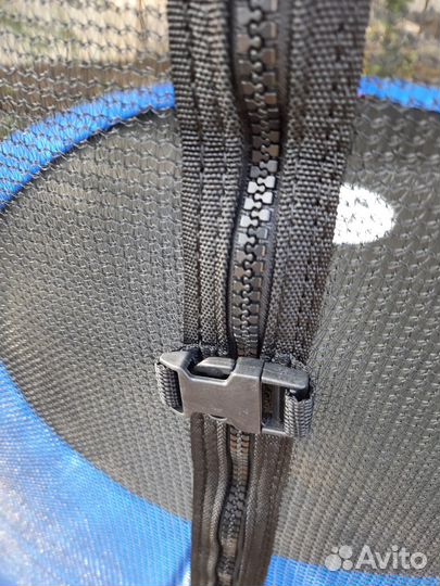 Батут с защитной сеткой новый