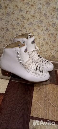 Коньки фирмы Riedell