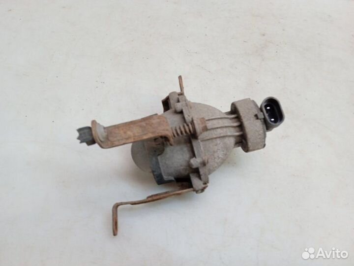 Фара противотуманная левая Kia Ceed 1 1.6 2009