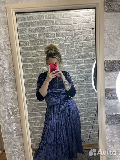 Бархатное платье