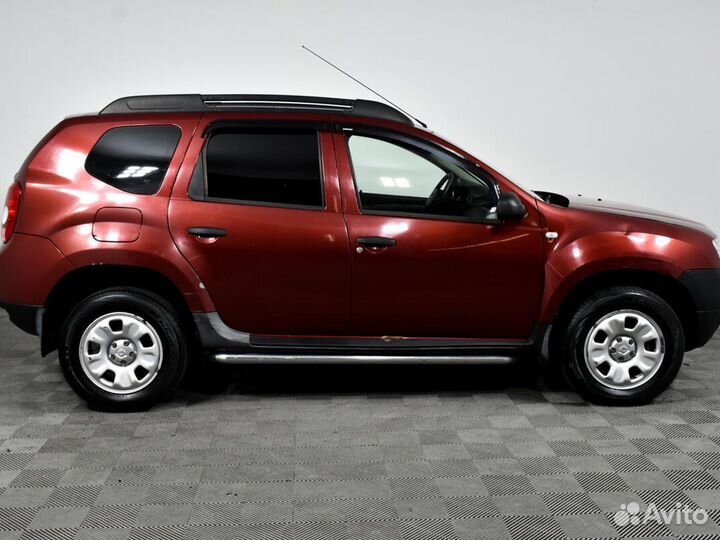 Renault Duster, 2012