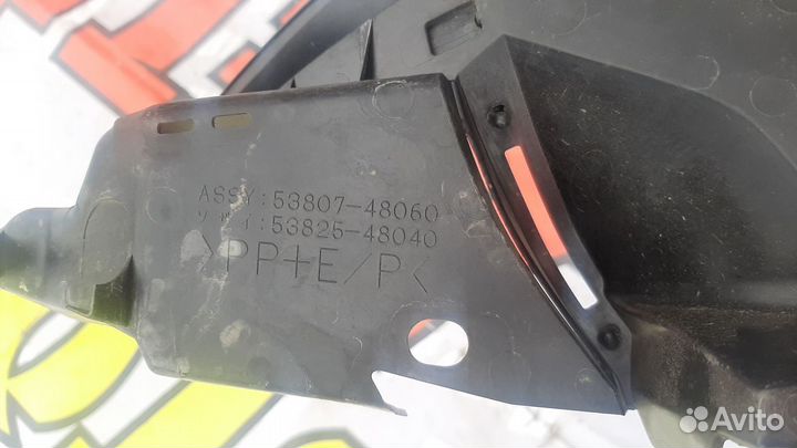 Накладка переднего правого крыла Lexus RX4 2015