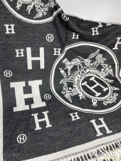 Двусторонний шарф Hermes черно-белый