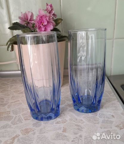 Два высоких стакана