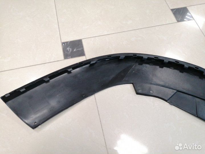 Спойлер переднего бампера передний Volkswagen