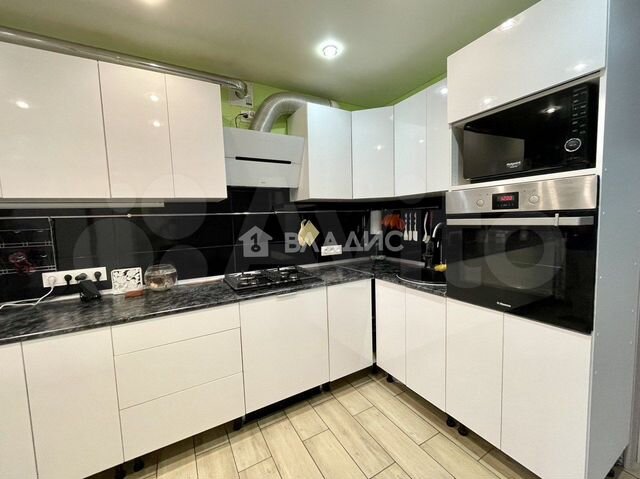 2-к. квартира, 56,1 м², 1/3 эт.