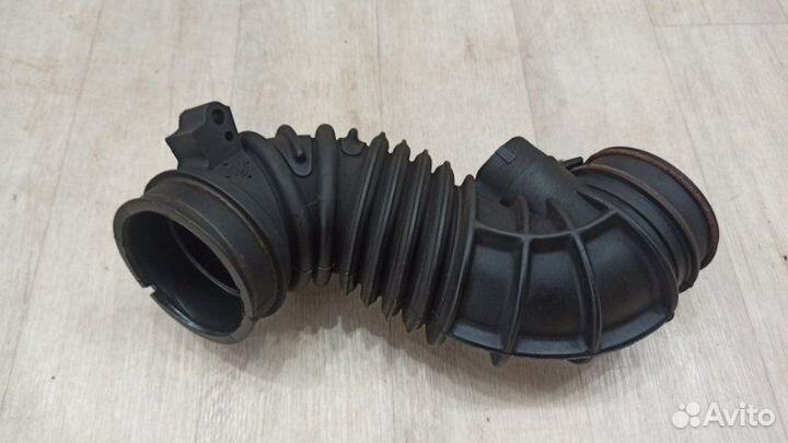 Гофра воздушного фильтра Toyota Avensis T25 1zzfe