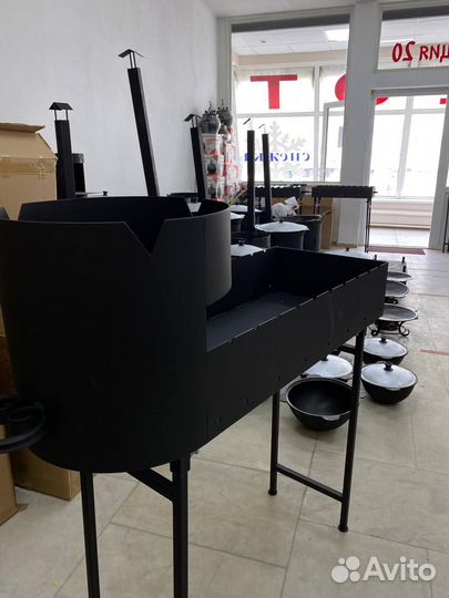 Мангал с подказанником