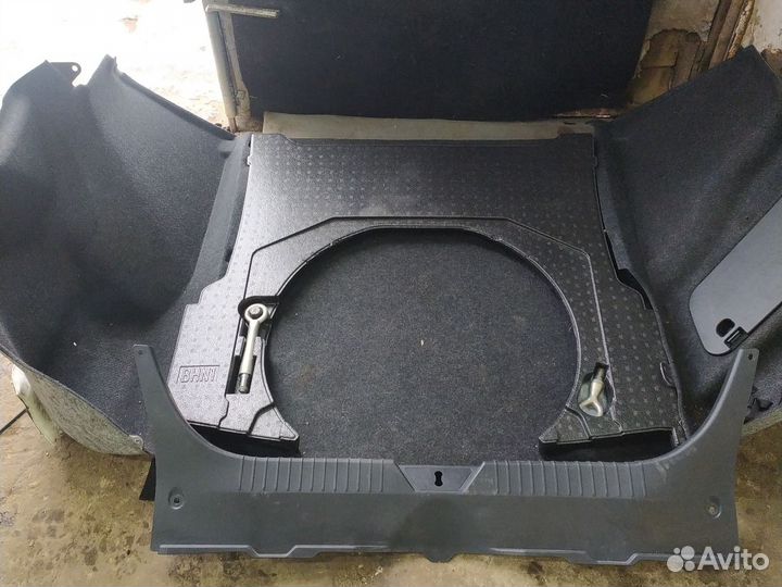 Обшивка багажника Мазда 3 бм