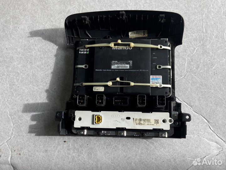 Консоль с часами KIA sorento BL