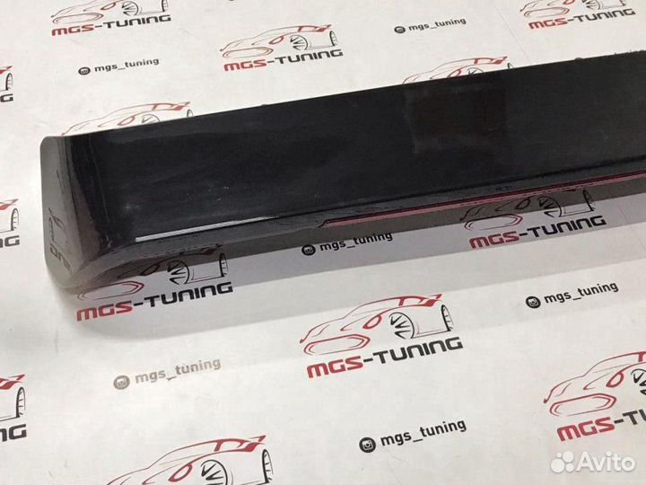 Спойлер черный глянец Mercedes G-Class W463