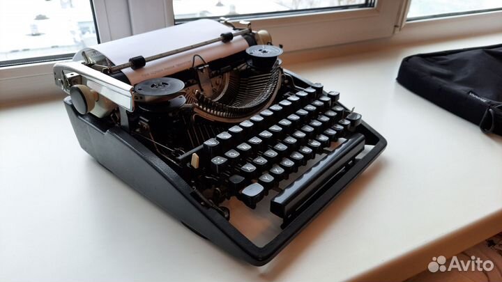 Пишущая машинка Olympia Германия