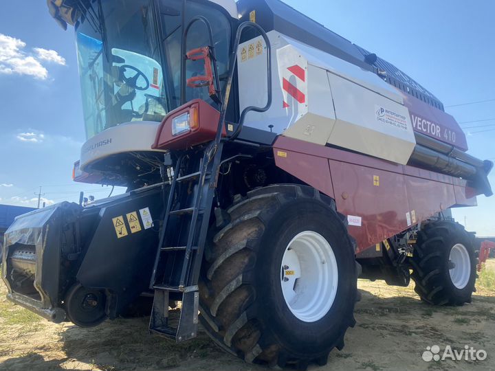 Комбайн Ростсельмаш Vector 410, 2016
