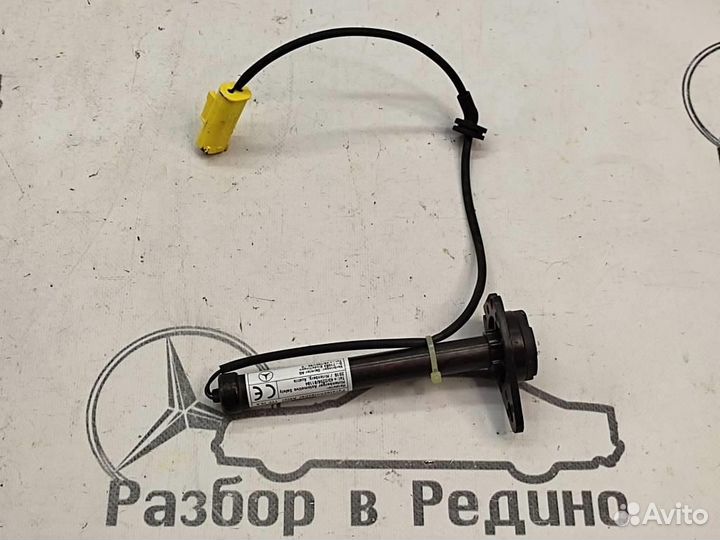 Пиропатрон капота w205 C-class 274.920 02.2016