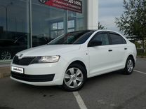 Skoda Rapid 1.6 AT, 2017, 151 000 км, с пробегом, цена 1 099 000 руб.