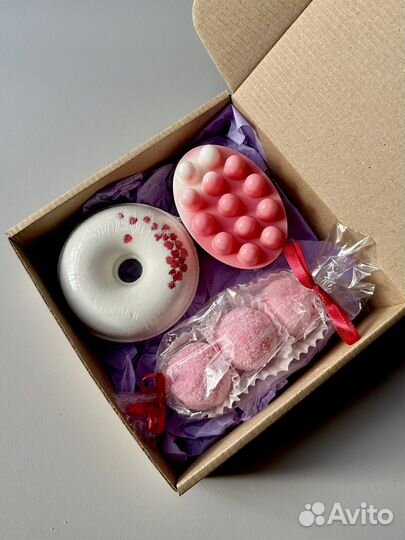 Подарочный набор бомбочка мыло скраб
