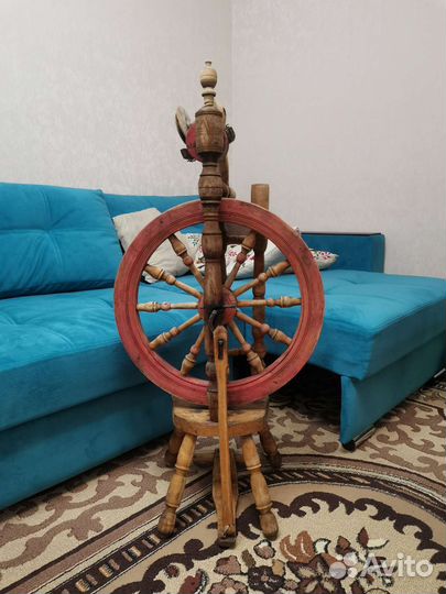 Прялка деревянная старинная