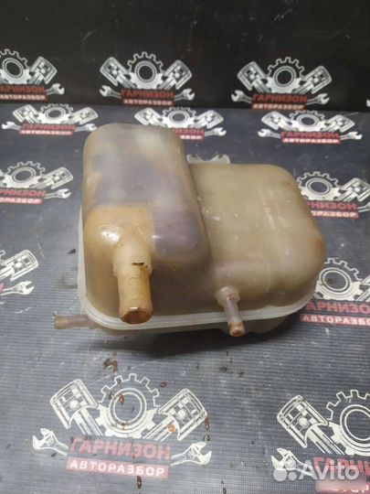 Расширительный бачок Шевроле Лачетти