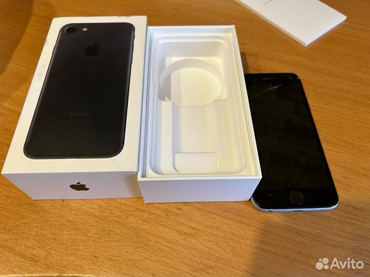 iPhone 7, 32 ГБ