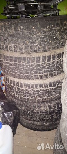 Roadstone Winguard Spike 195/60 R15 92T