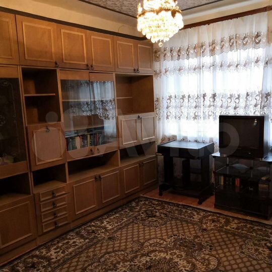 2-к. квартира, 48 м², 4/9 эт.