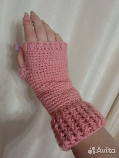 Вязанные перчатки митенки