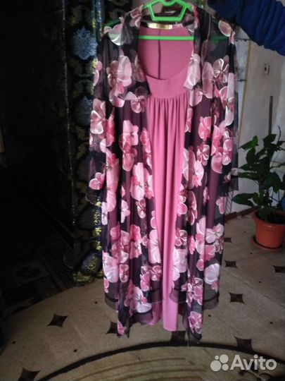 Вечернее платье