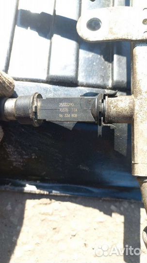 Топливная рампа с форсунками chevrolet Lacetti