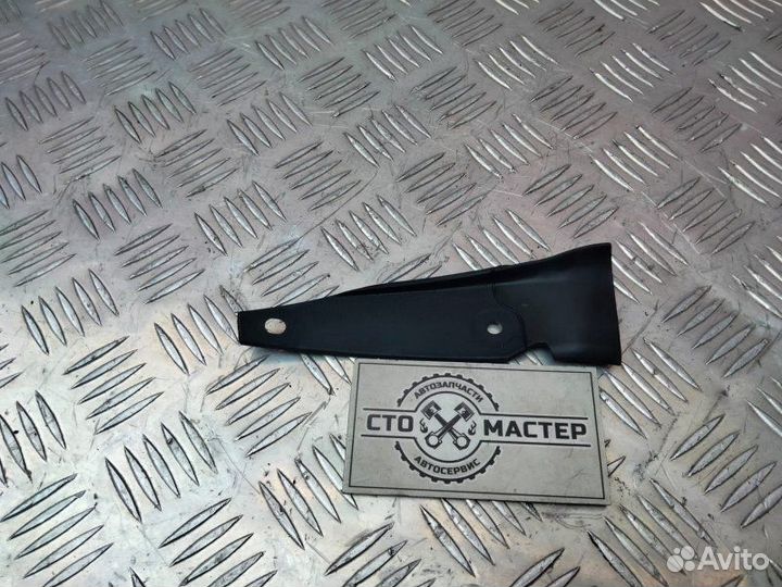 Уголок жабо правый Ford Transit 2.2