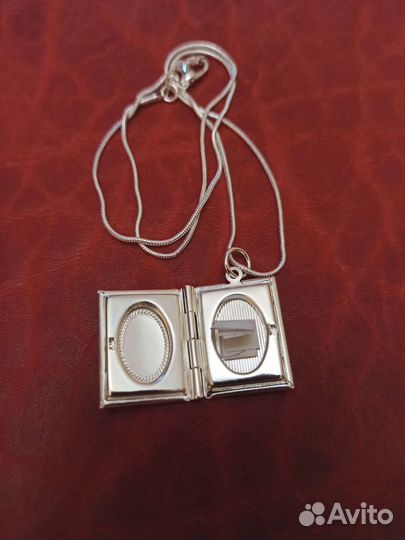 Кулон Книга с секретом