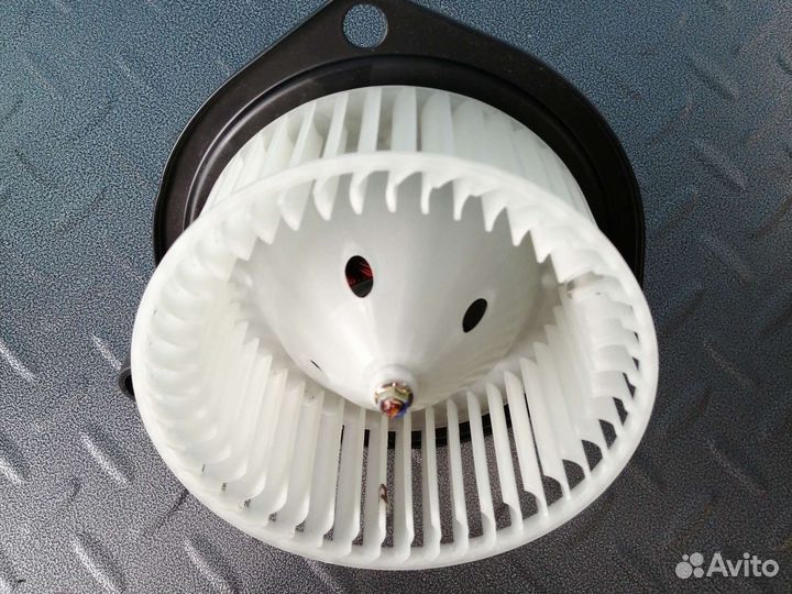 Мотор отопителя Фотон 1049А,1069 1061 1051 24V