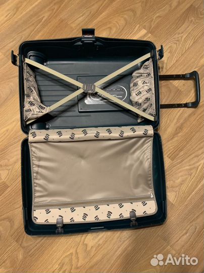 Чемодан на колесах Samsonite