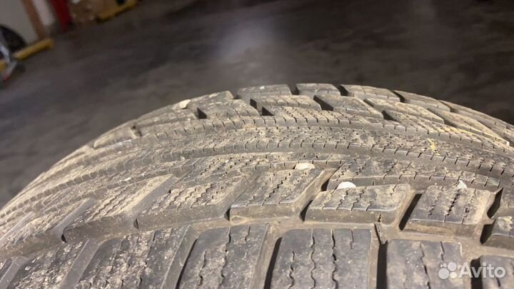 Nankang Snow SV-2 215/45 R16 90H