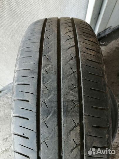 Yokohama BluEarth AE01 175/65 R14 82H