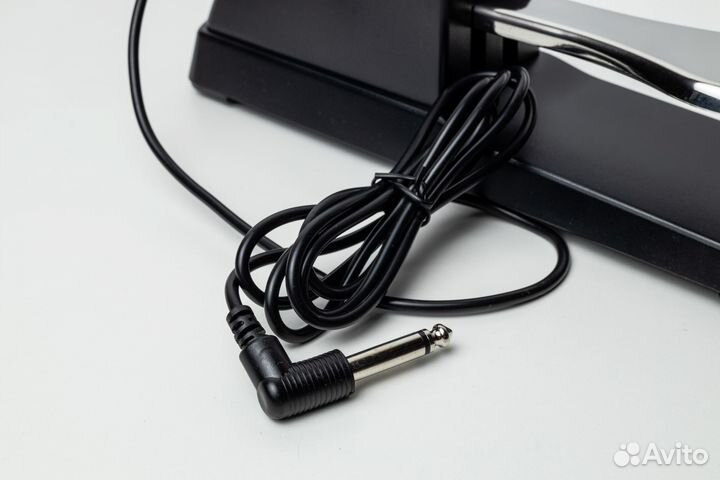 Педаль для цифрового пианино (новая)