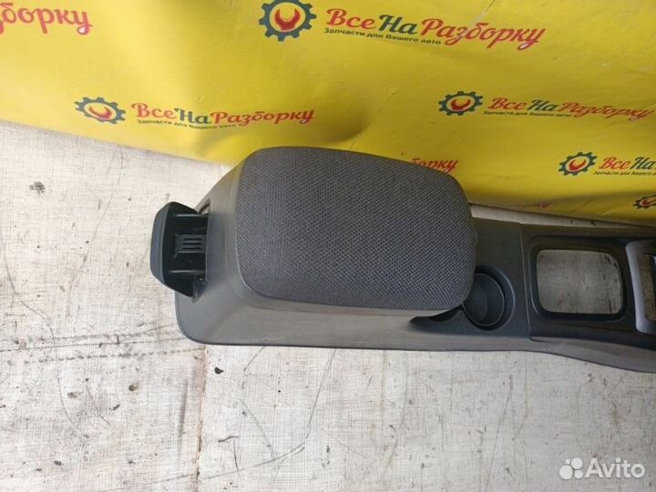 Подлокотник Hyundai Elantra седан G4ED 2008