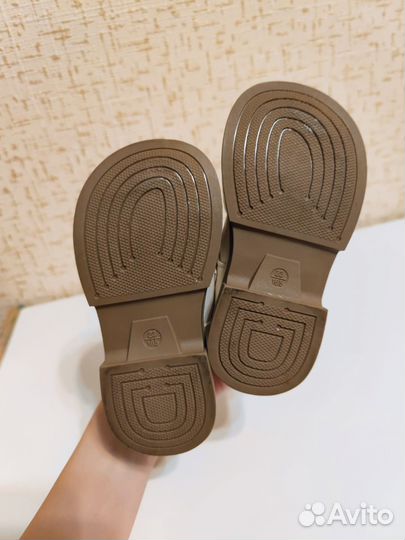 Туфли для девочки 23 размер