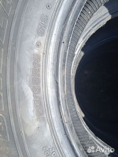 Bridgestone Blizzak Revo1 195/65 R15 и 185/65 R15