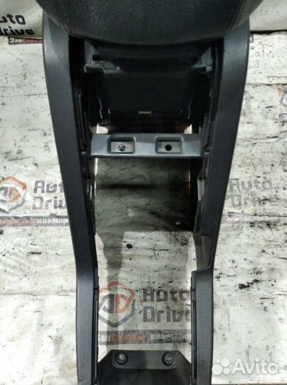 Подлокотник Chevrolet Captiva C100 10hmch 2007